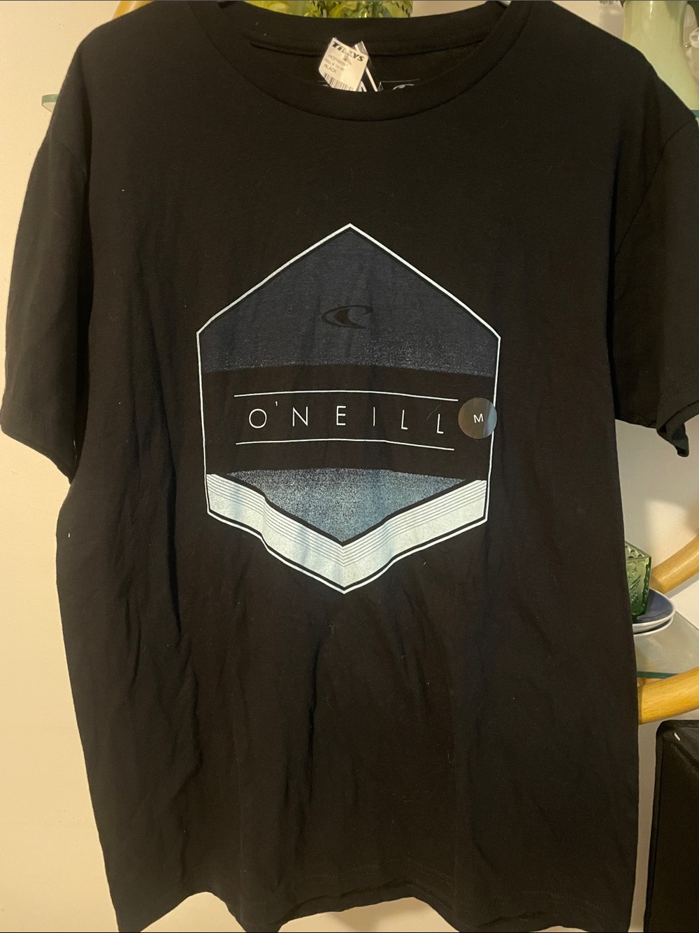 O'Neill Black Short-Sleeve Graphic Tee with Light Blue Accents 000920
